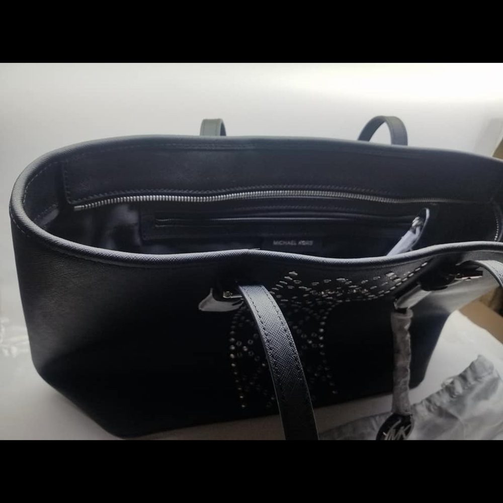 Michael Kors Jet Set Travel Bag Leather Tote - Picture 5 of 8